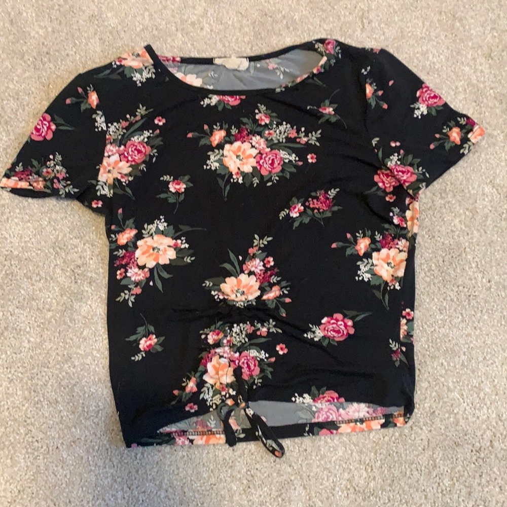 Black cropped floral blouse